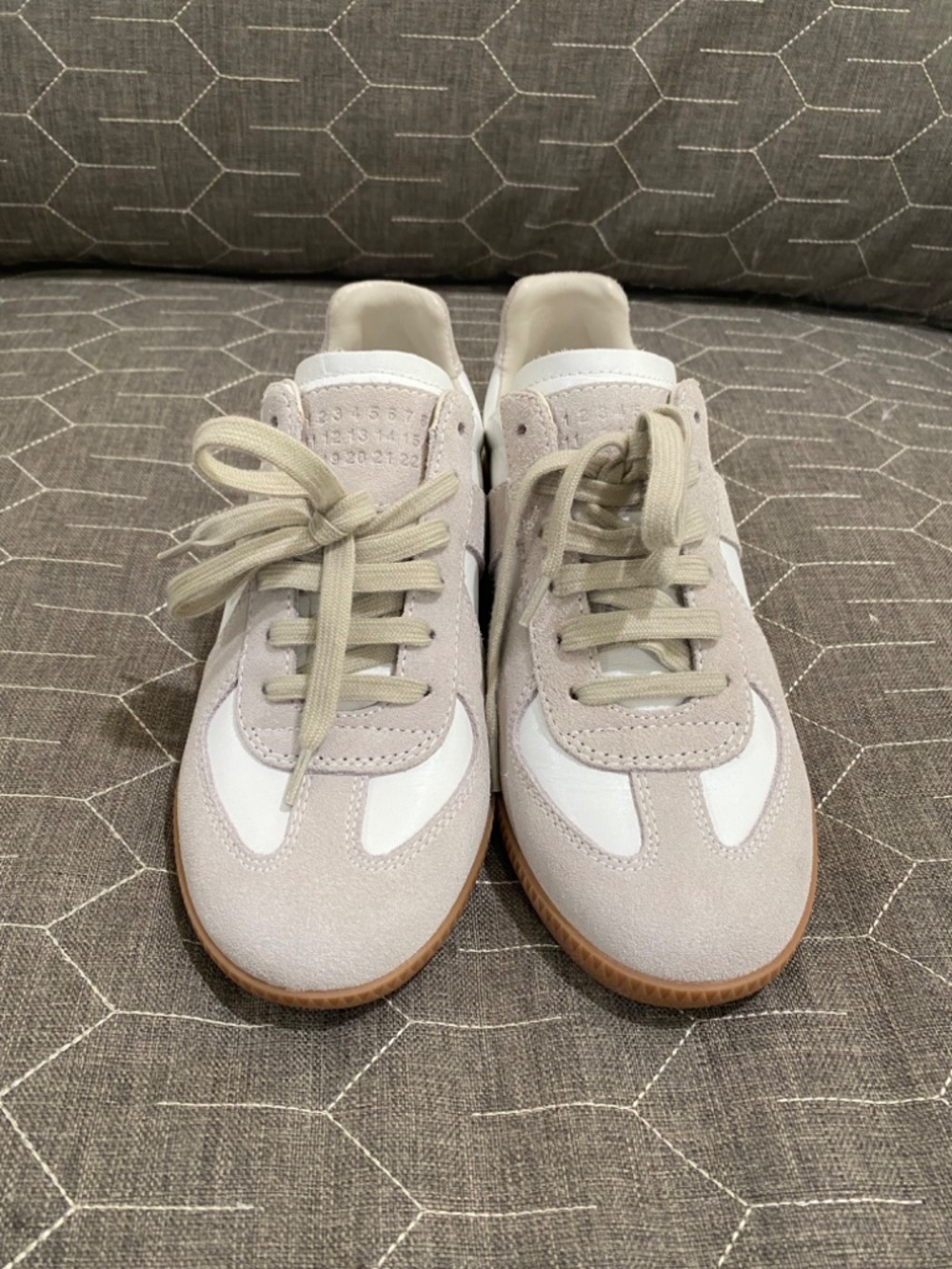 Leather sneakers
